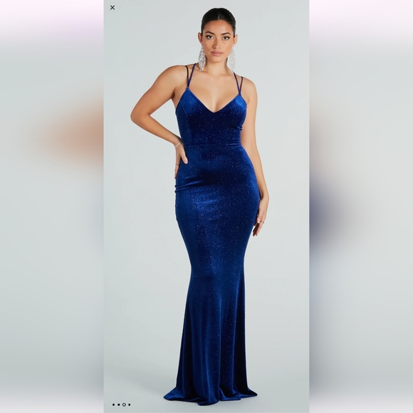 ✨🆕✨ Formal Velvet Glitter Lace-Up Dress - Picture 3 of 4